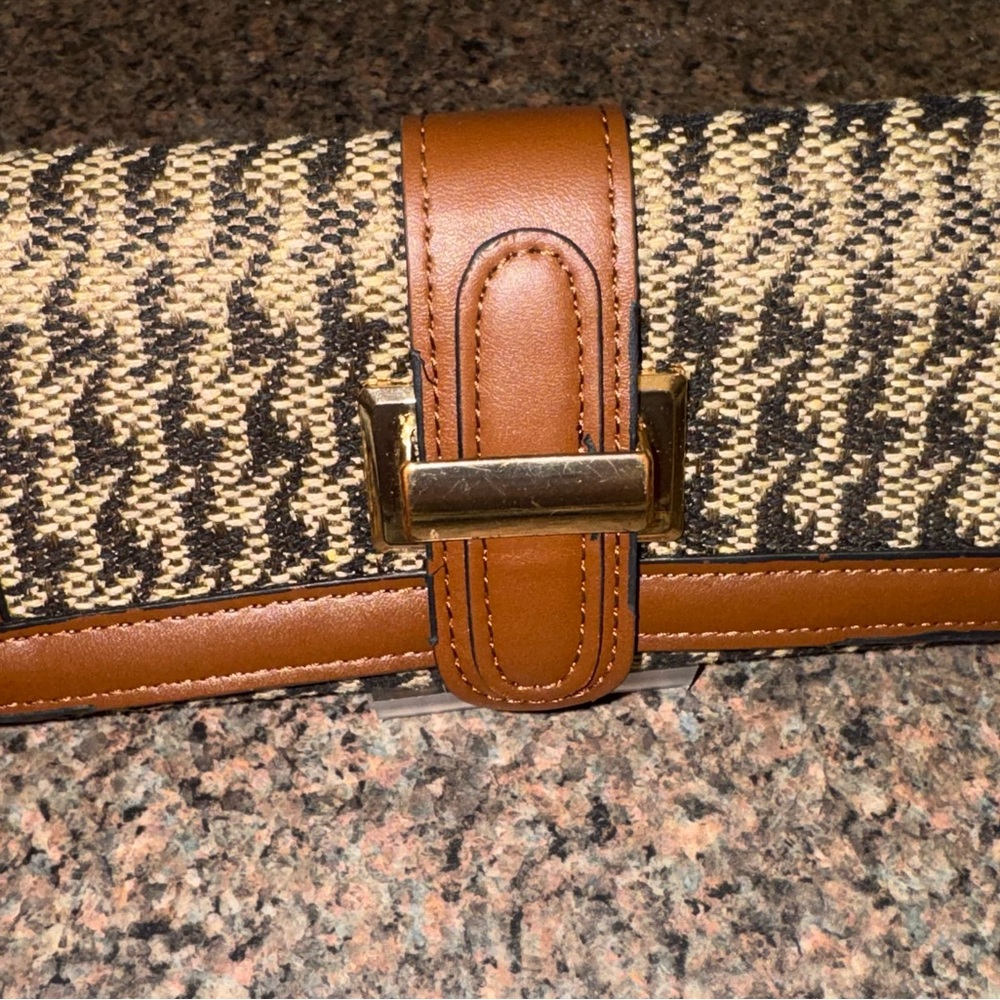 Brown Black Woven Houndstooth Continental Wallet Clutch